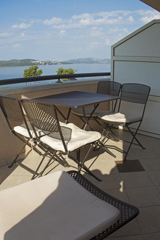 טרוגיר Villa Lavandula With Heated Swimming Pool חדר תמונה