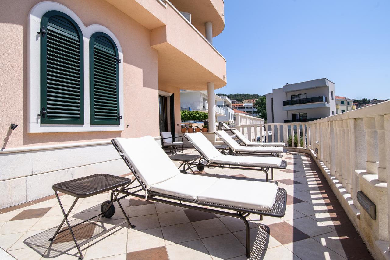 טרוגיר Villa Lavandula With Heated Swimming Pool מראה חיצוני תמונה