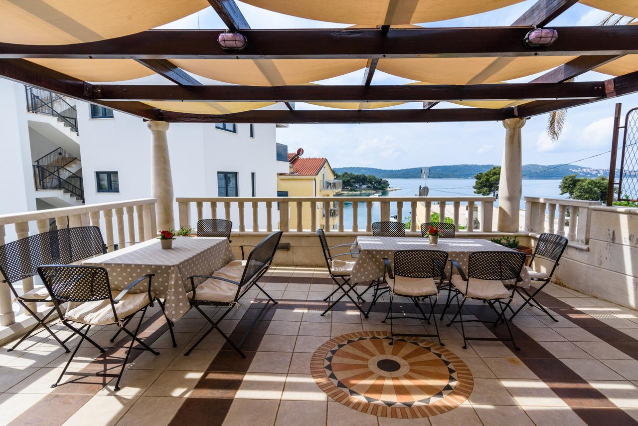 טרוגיר Villa Lavandula With Heated Swimming Pool מראה חיצוני תמונה